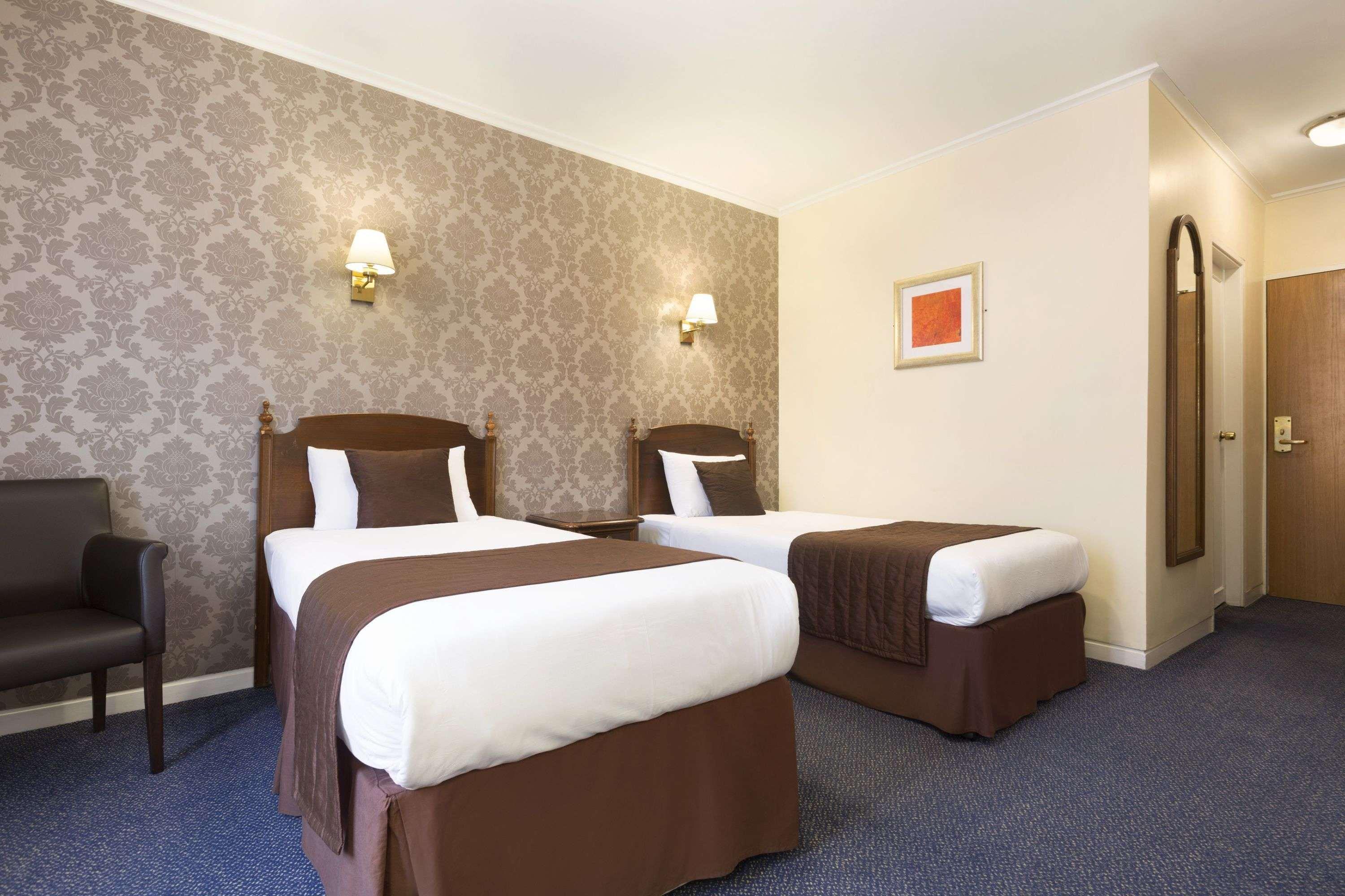 Ramada Crawley-gatwick Hotel