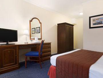 Ramada Crawley-gatwick Отель