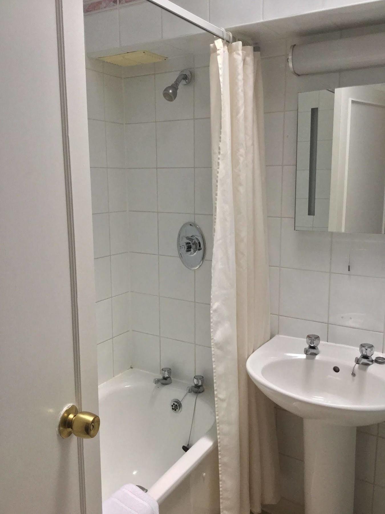 Ramada Crawley-gatwick Crawley (West Sussex)