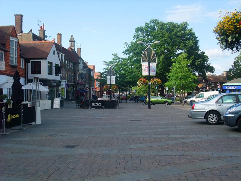 Ramada Crawley-gatwick 3*